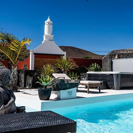 Villa Canis Tias Luaran gambar