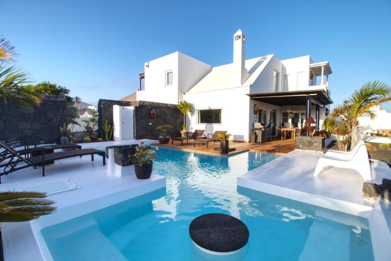 Villa Canis Tias Luaran gambar