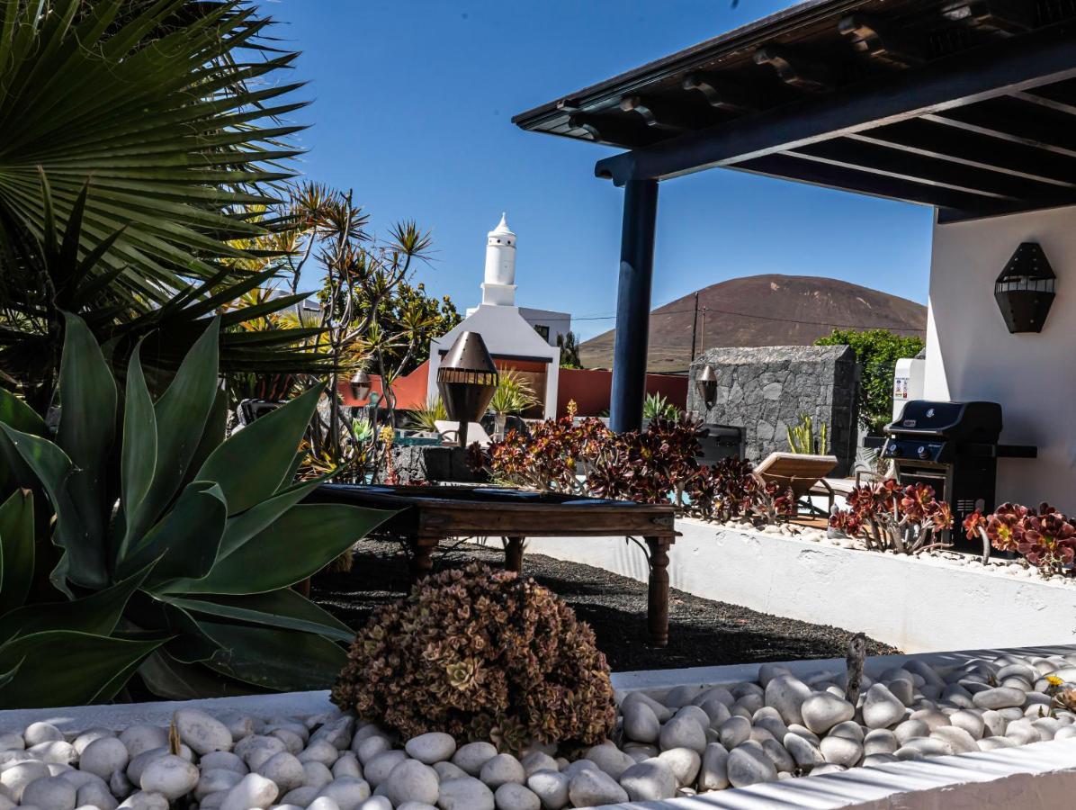 Villa Canis Tias Luaran gambar